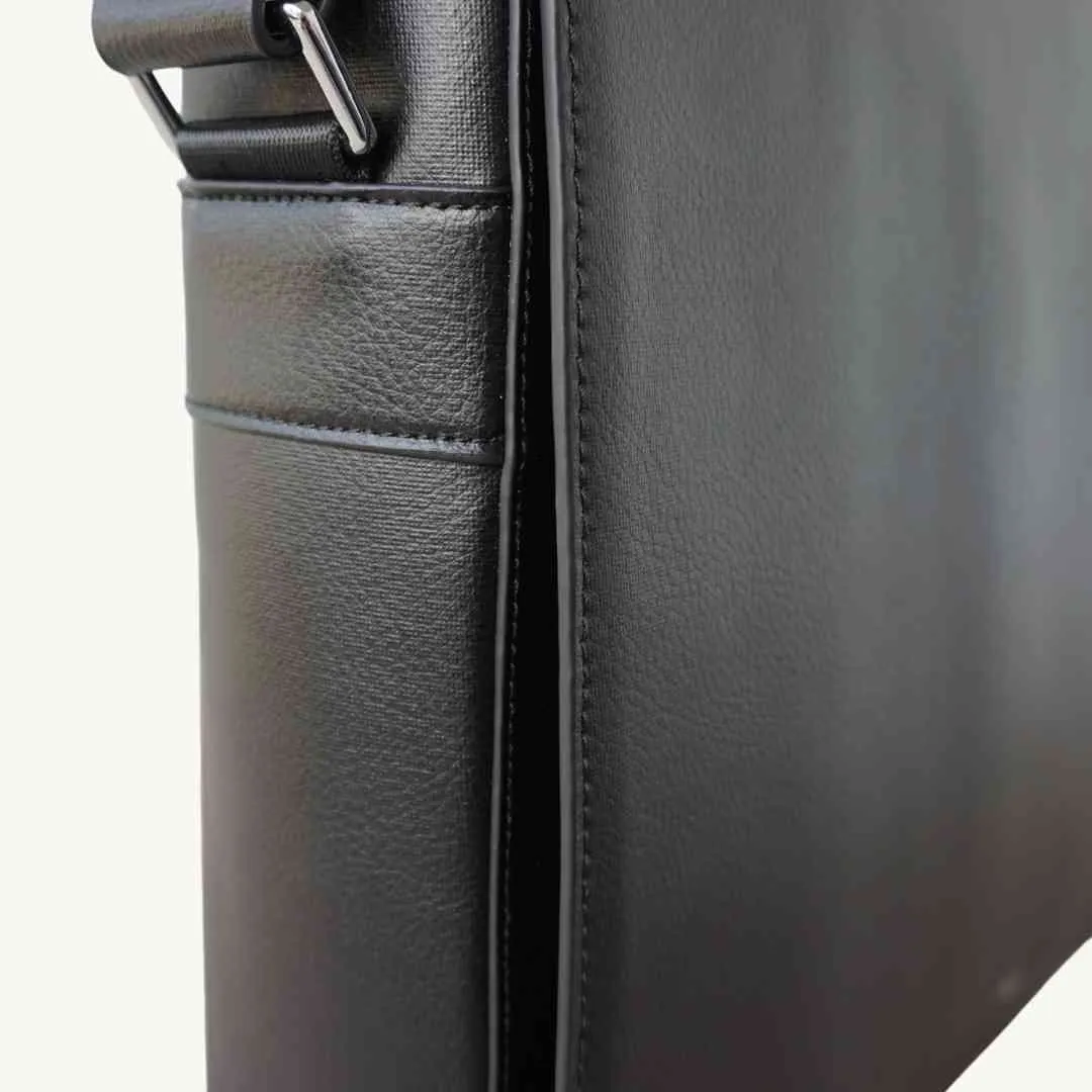 Canu Crossbody Laptop Bag