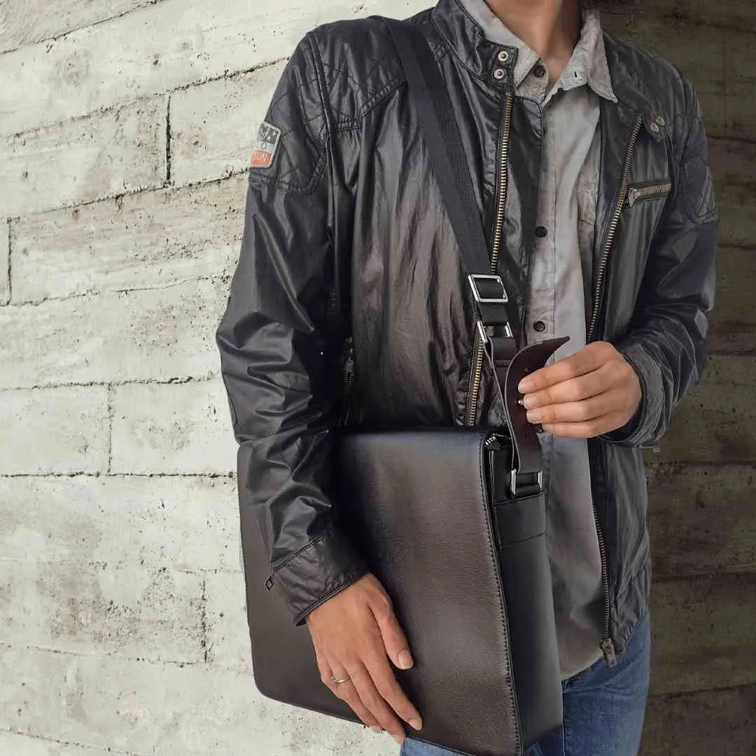 Canu Crossbody Laptop Bag