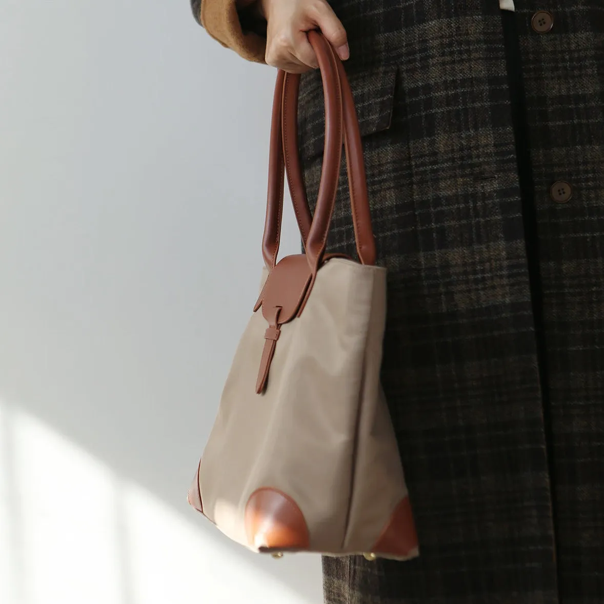 Chic Womens Nylon Tote Bag With Zipper Nylon Shoulder Bags