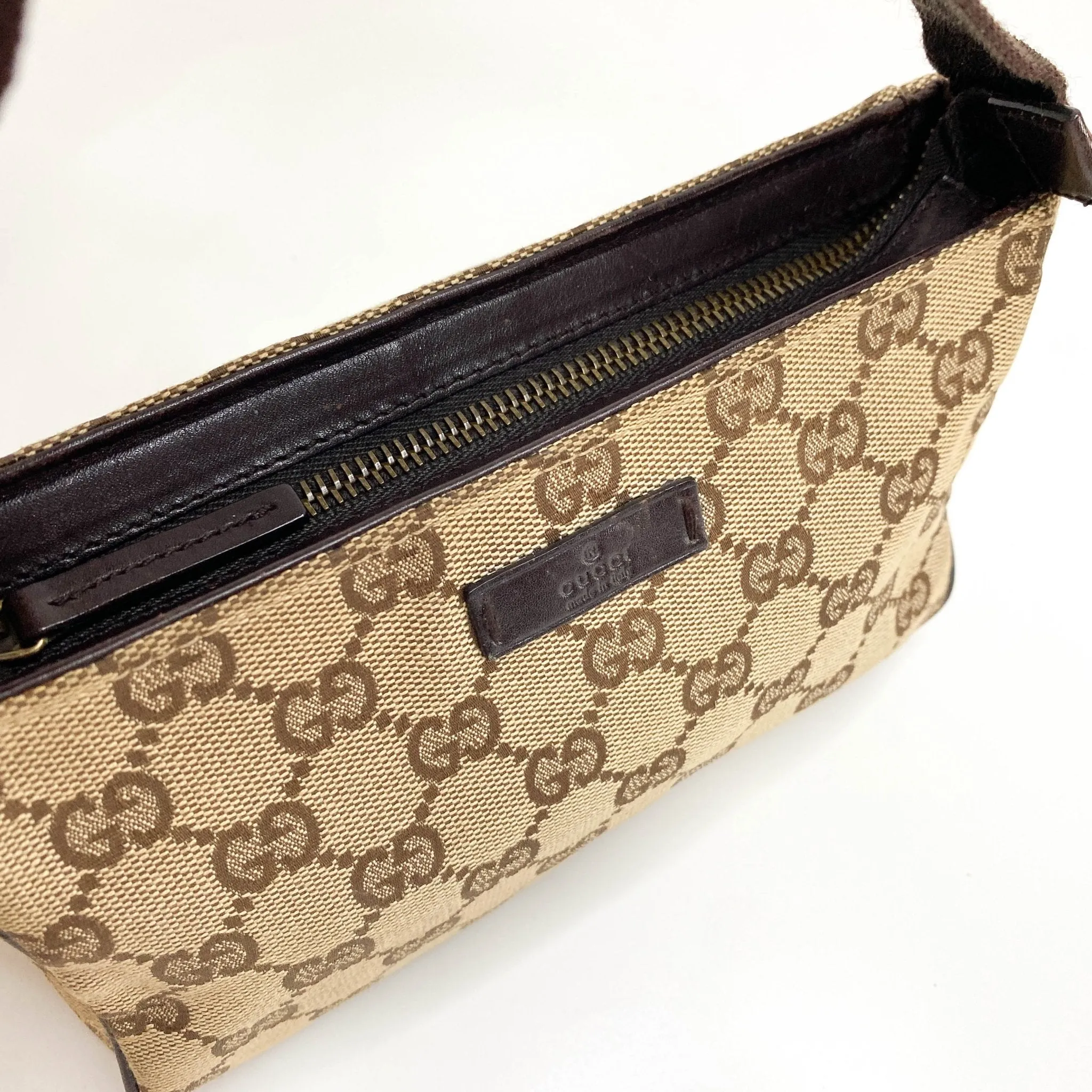 GG Canvas Pochette Belt Strap Shoulder Bag