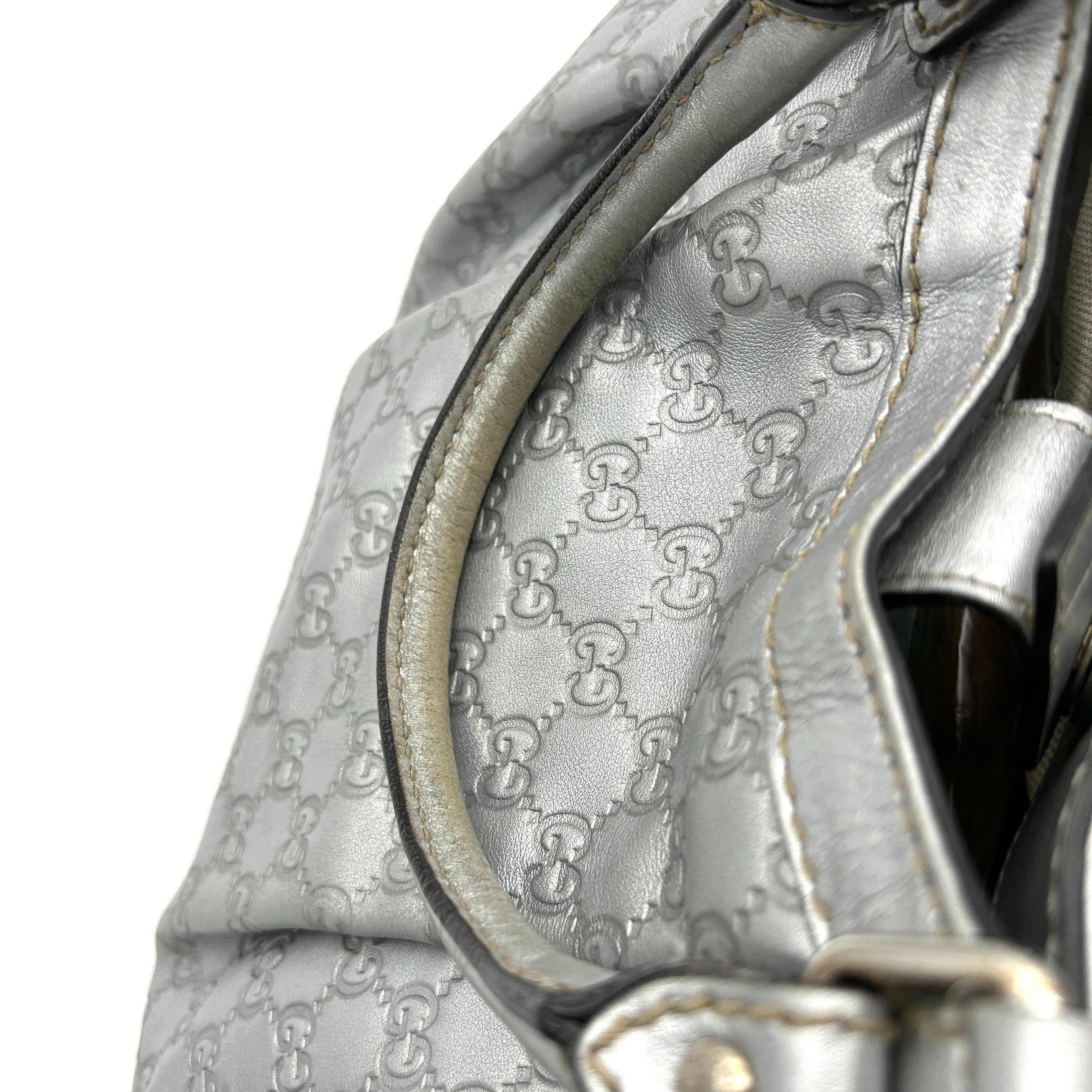 GUCCI Guccissima Medium Sukey Tote Silver gu8819se