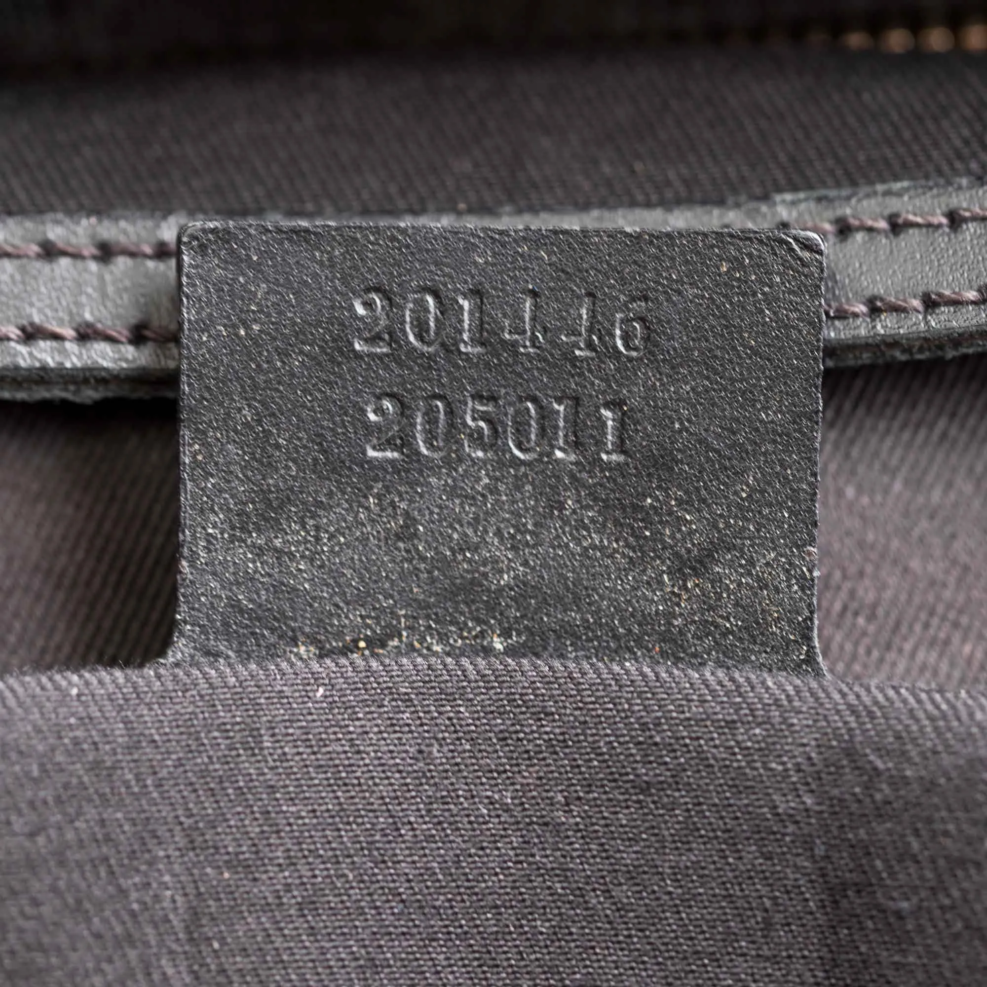 GUCCI SUPREME WEB MESSENGER BAG