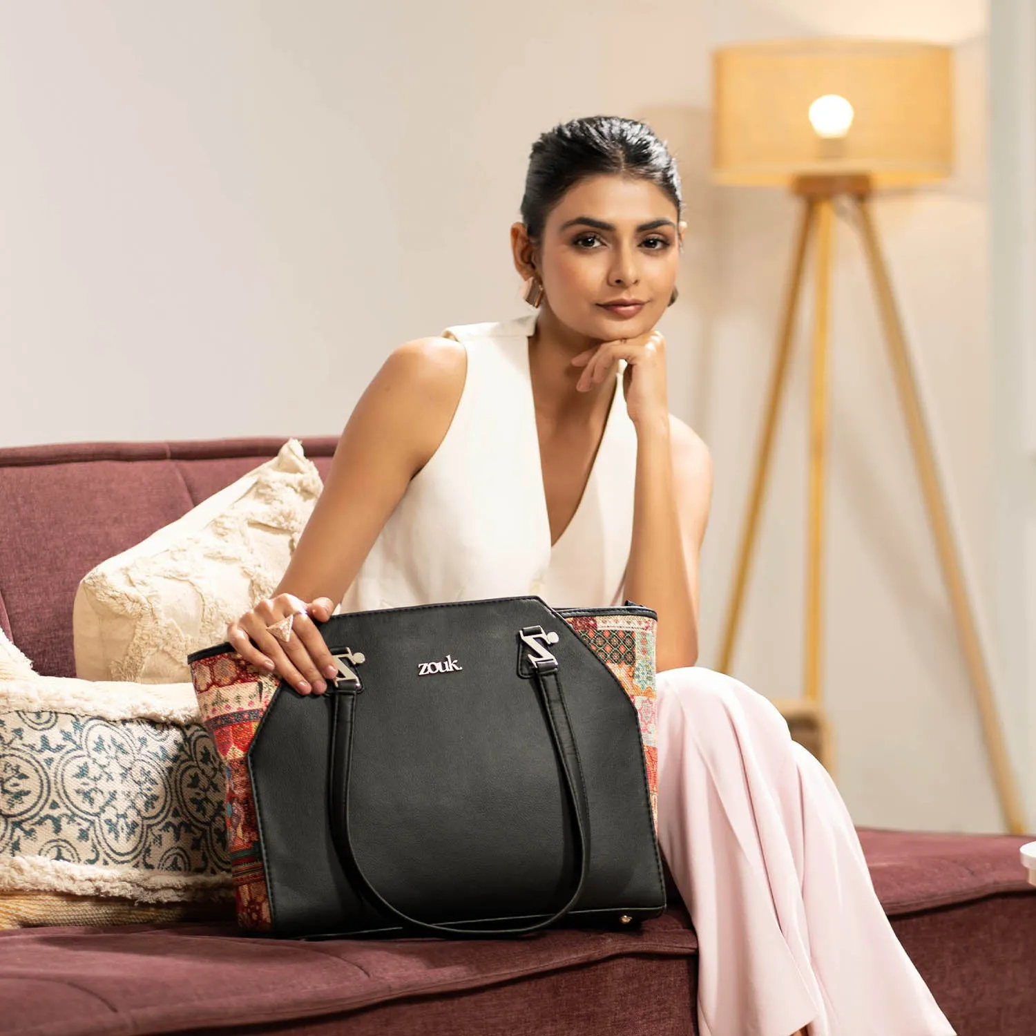 Kutch Gamthi Classic Business Bag