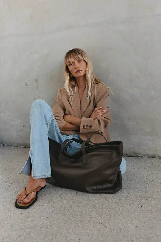 VESTIRSI - Mia East West Slouchy Tote XL CHOCOLATE